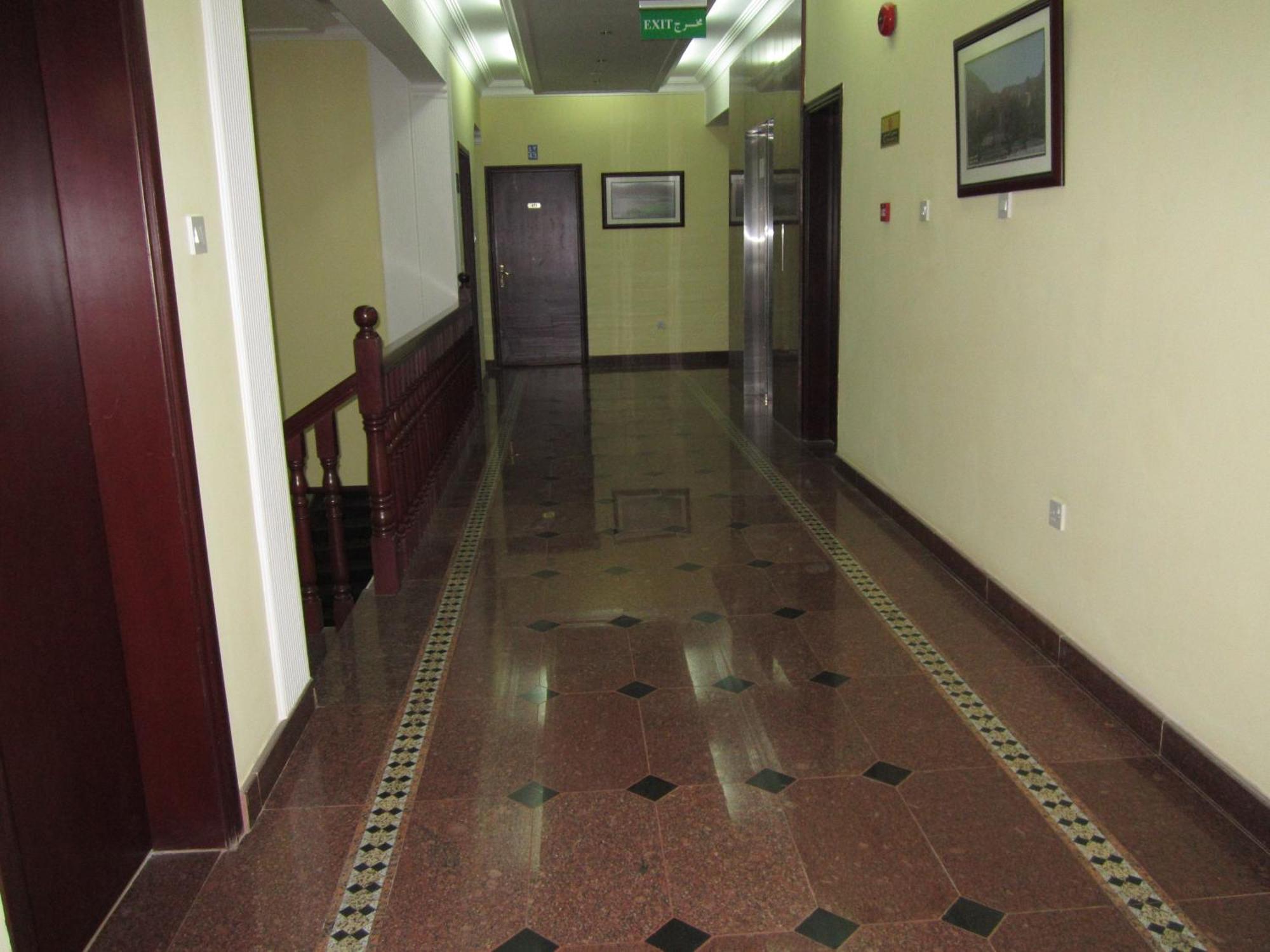 Muscat International Hotel ภายนอก รูปภาพ