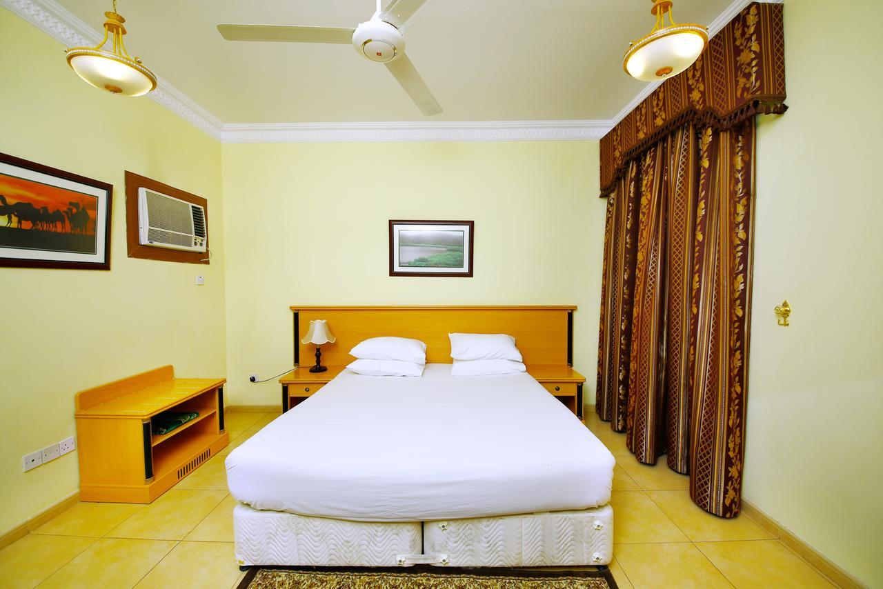 Muscat International Hotel ภายนอก รูปภาพ