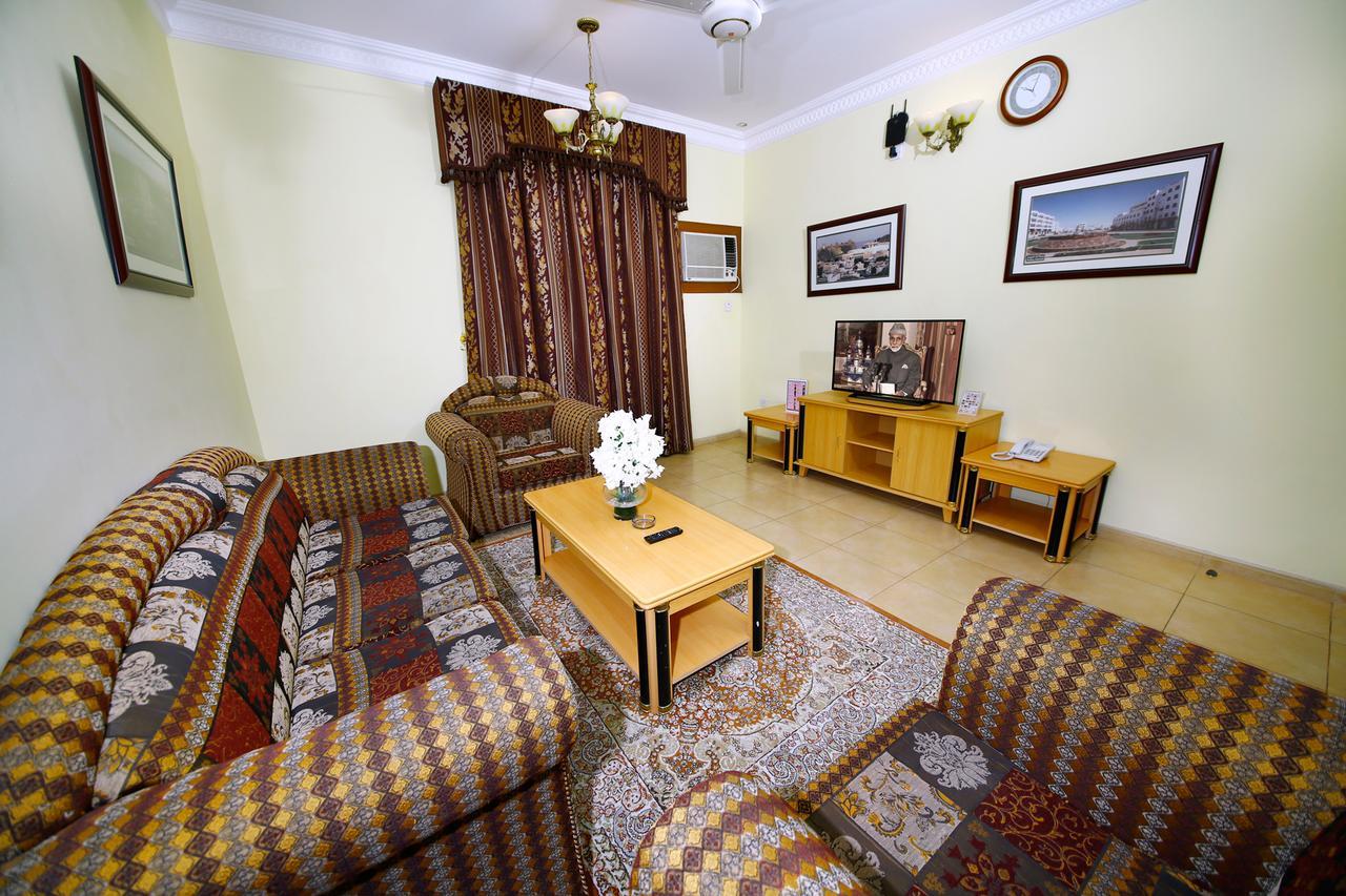 Muscat International Hotel ภายนอก รูปภาพ